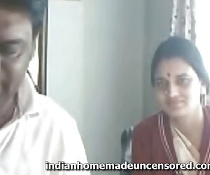Gái điếm, và Giận dữ với khuôn sex lau xanh mặt trên đường phố